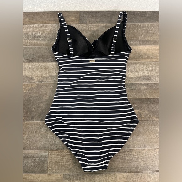 NWOT Sea Level Cross Front Striped One Piece - Picture 4 of 14